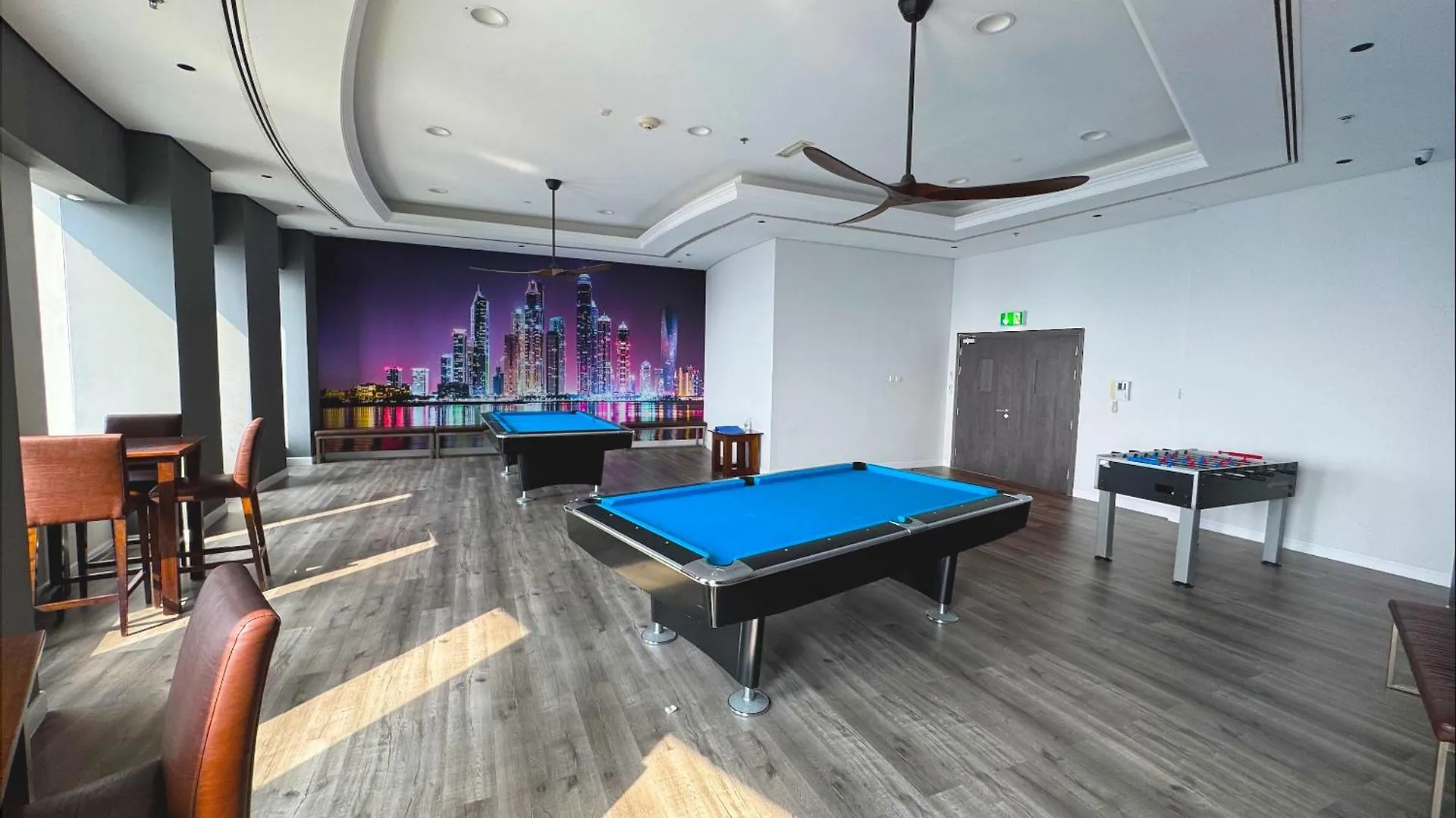 Apartment Huzz 59 - La Maison Blanche Dubai